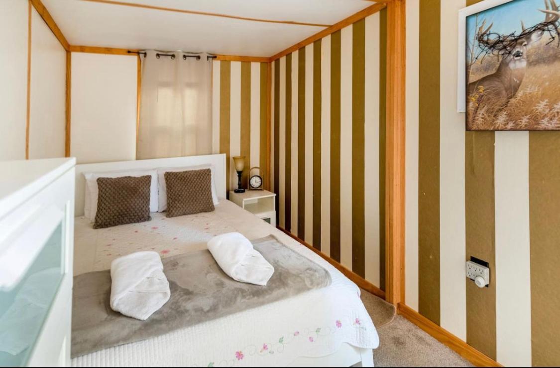 Pocono Cabin With Private Pool At Shawnee Mtn 东斯特劳兹堡 外观 照片