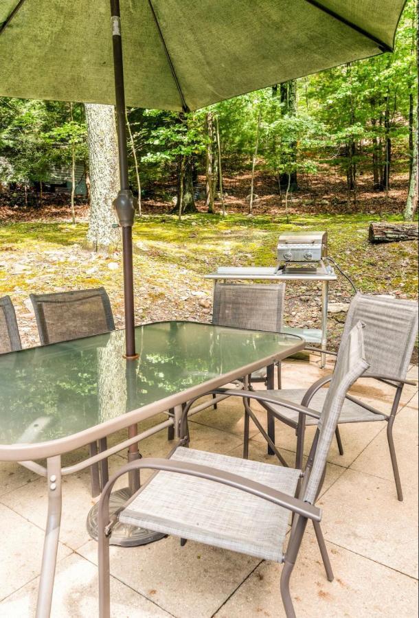 Pocono Cabin With Private Pool At Shawnee Mtn 东斯特劳兹堡 外观 照片