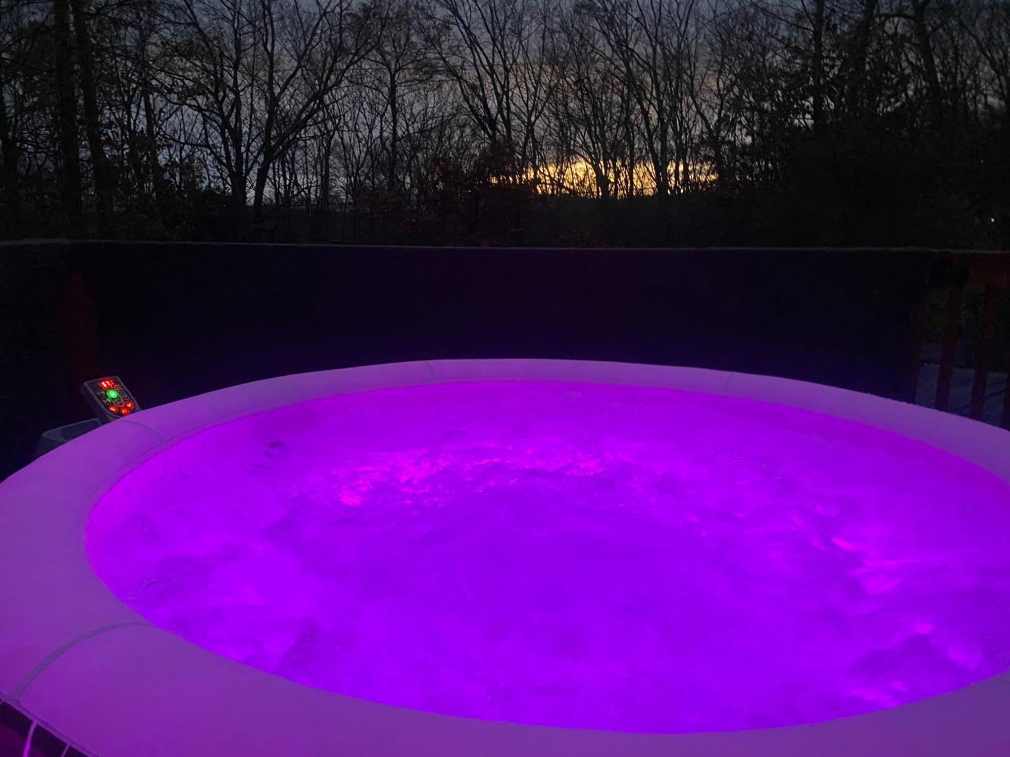 Pocono Cabin With Private Pool At Shawnee Mtn 东斯特劳兹堡 外观 照片